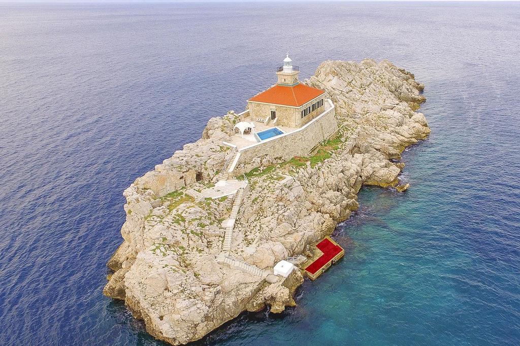 Lighthouse Grebeni Villa